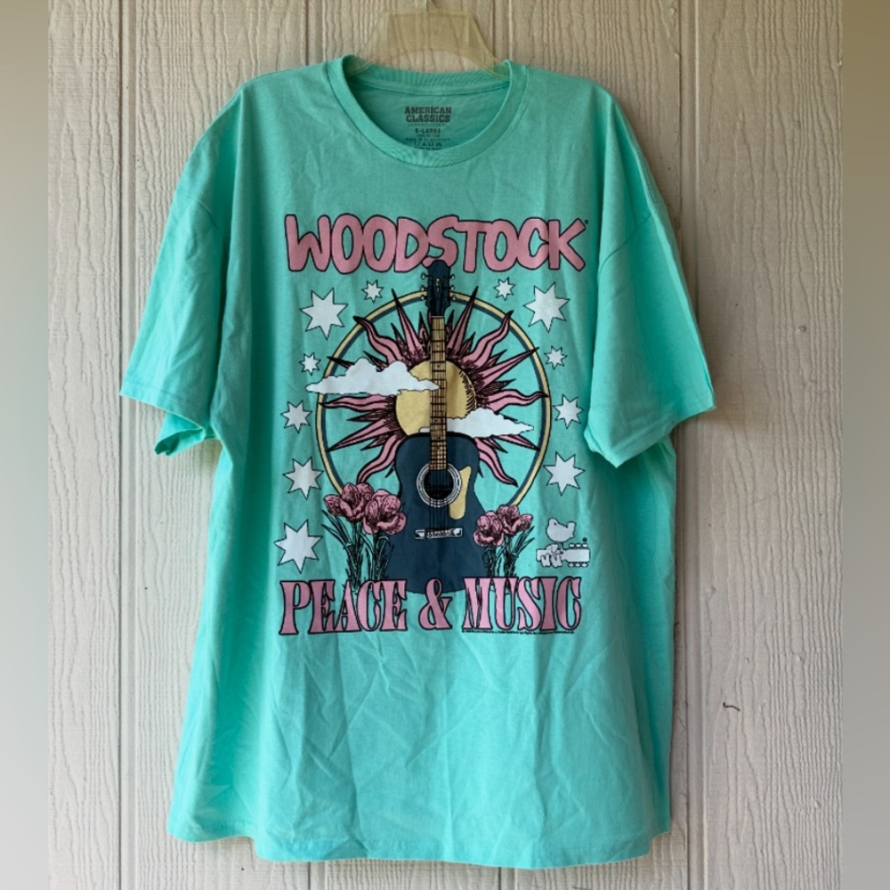 NEW Woodstock Peace & Music Graphic Tee